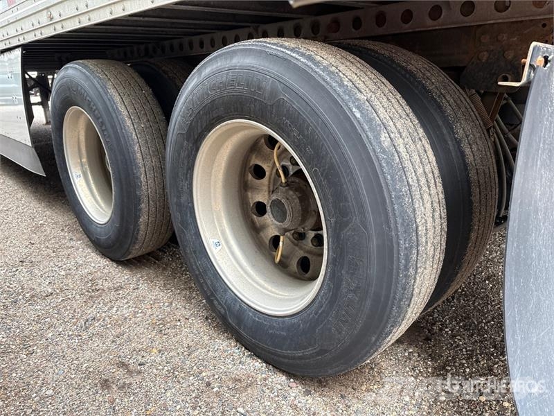 Hyundai VI2530152-AJS Причепи-фургони
