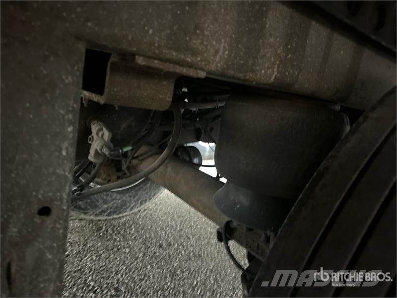 Hyundai VI2530152-AJS مقطورات ذات هيكل صندوقي