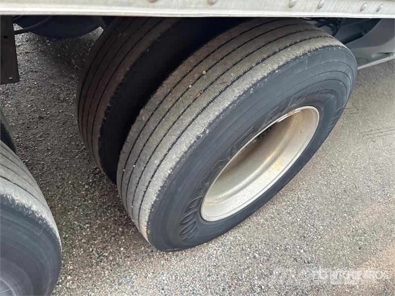 Hyundai VI2530152-AJS Прицепы-фургоны