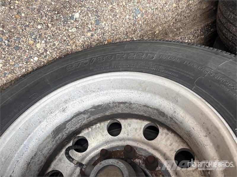 Hyundai VR2530152-AS Piekabes ar temperatūras kontroli