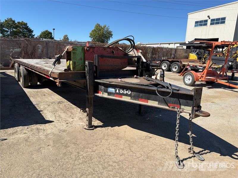 Imperial 26 ft T/A Equipment Trailer Remolques para transporte de vehículos