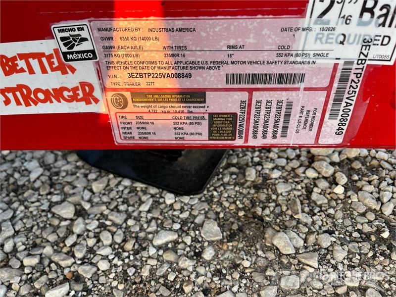 Industrias America 227T Tilt Deck Trailer 低架裝載車