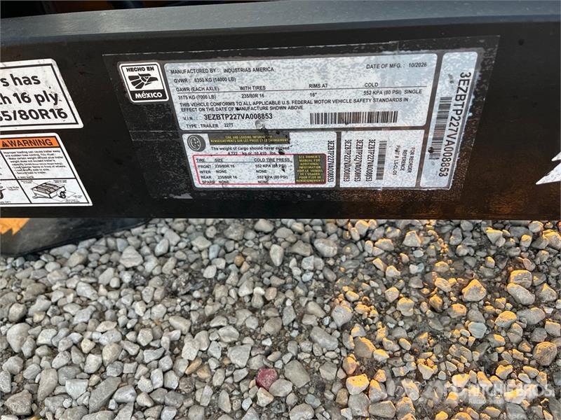 Industrias America 227T Tilt Deck Trailer 低架裝載車
