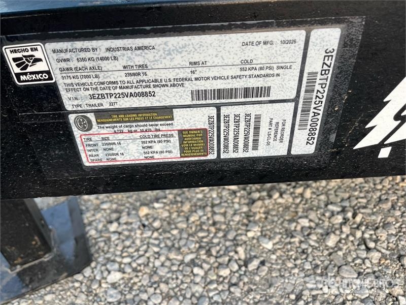 Industrias America 227T Tilt Deck Trailer 低架裝載車