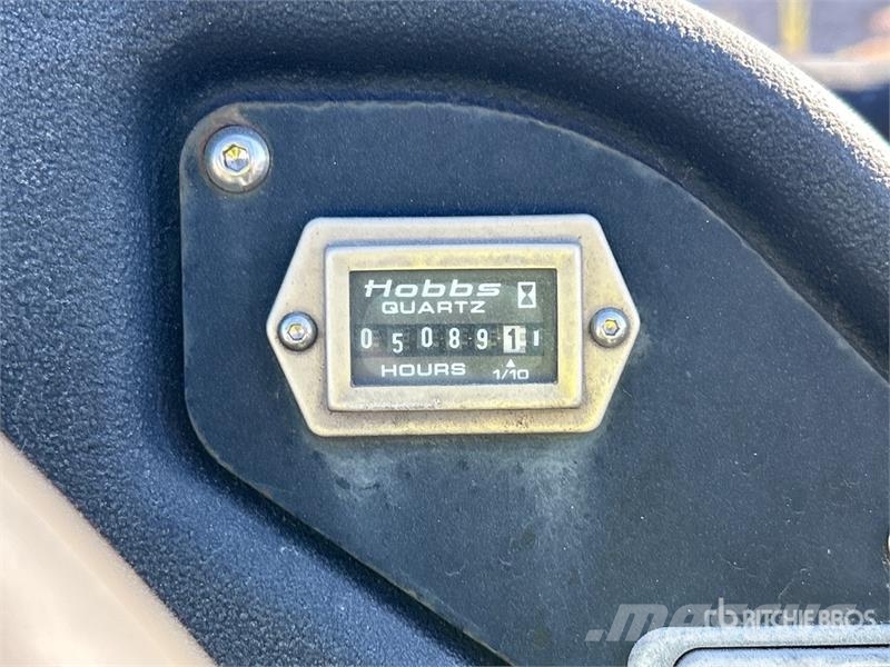 Ingersoll Rand DD-30 Divvalču grunts veltņi