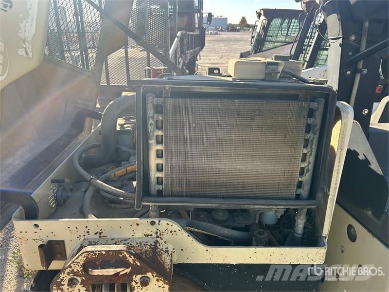 Ingersoll Rand DD-30 Divvalču grunts veltņi