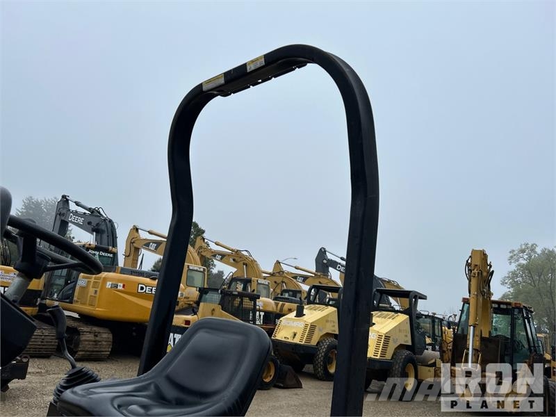 Ingersoll Rand DD24 Double Drum Roller Катки тротуарные