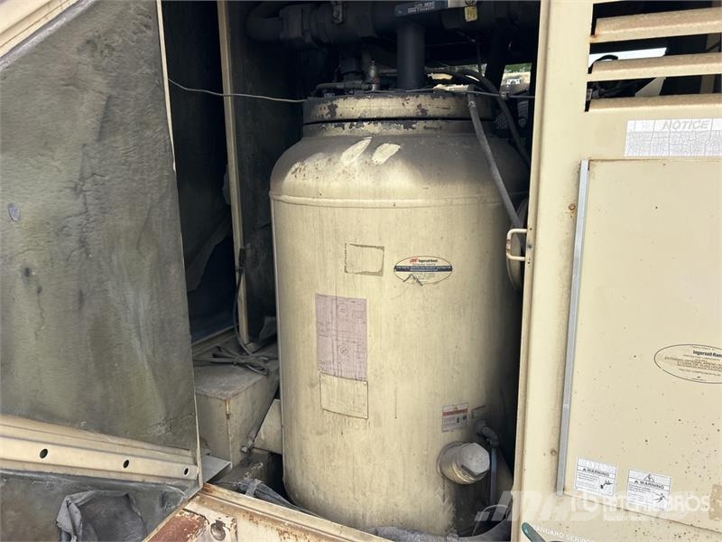 Ingersoll Rand HP1600WCU Mobile Air Compressor (Inoperable) Kompressoren