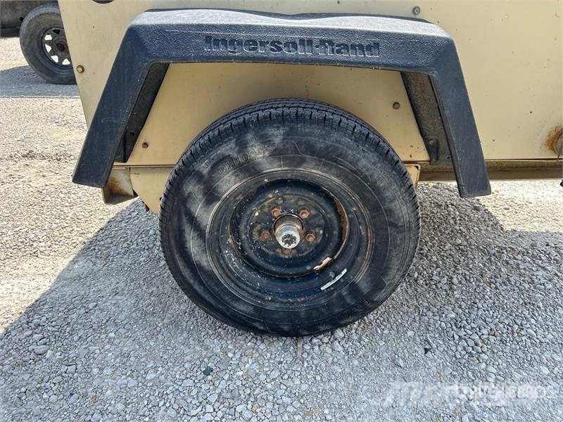 Ingersoll Rand Lightsource Light Tower Aydinlatma kuleleri