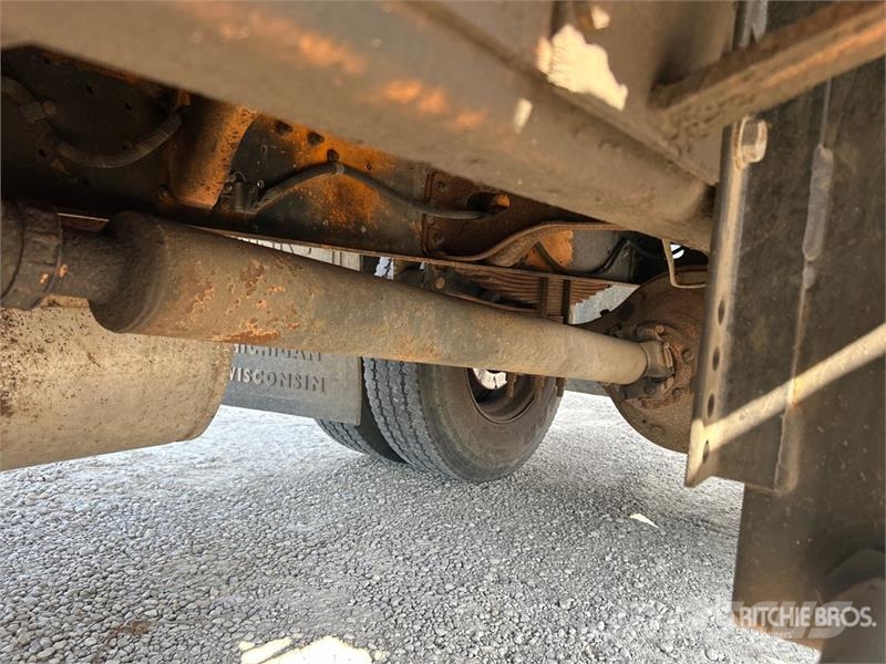 International 1954 4x2 S/A Dump Truck 自卸式货车
