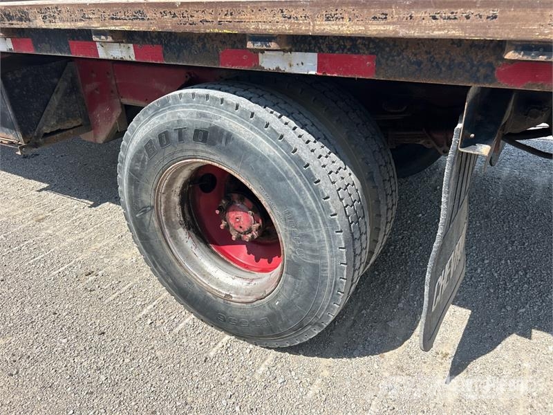International 1954 4x2 Rollback Truck Vehículos de reciclaje