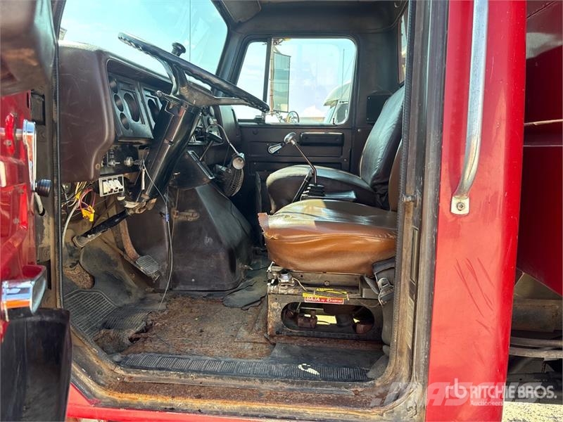 International 1954 4x2 S/A Dump Truck 自卸式货车