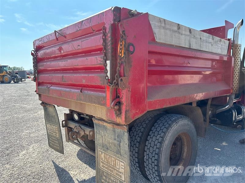 International 1954 4x2 S/A Dump Truck 自卸式货车