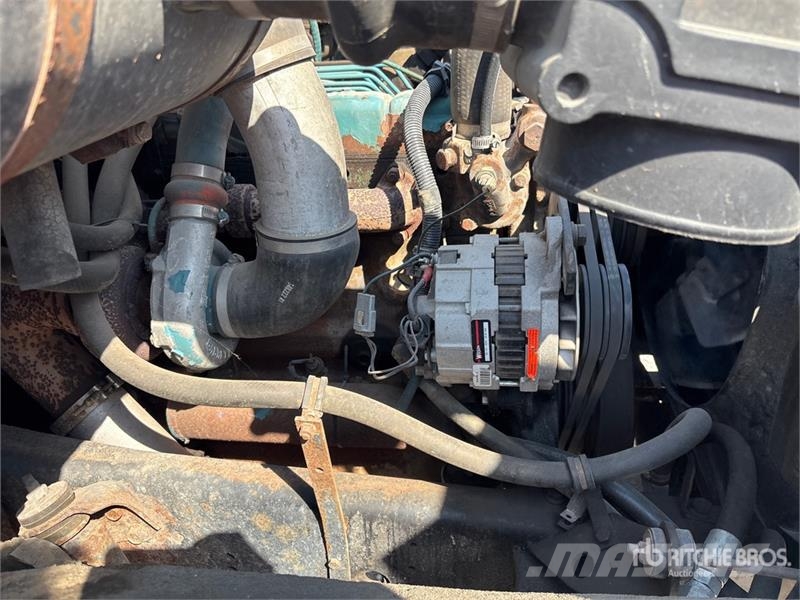 International 1954 4x2 S/A Dump Truck 自卸式货车