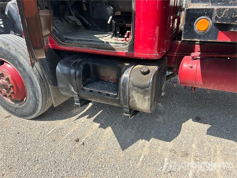 International 1954 4x2 Rollback Truck Vehículos de reciclaje