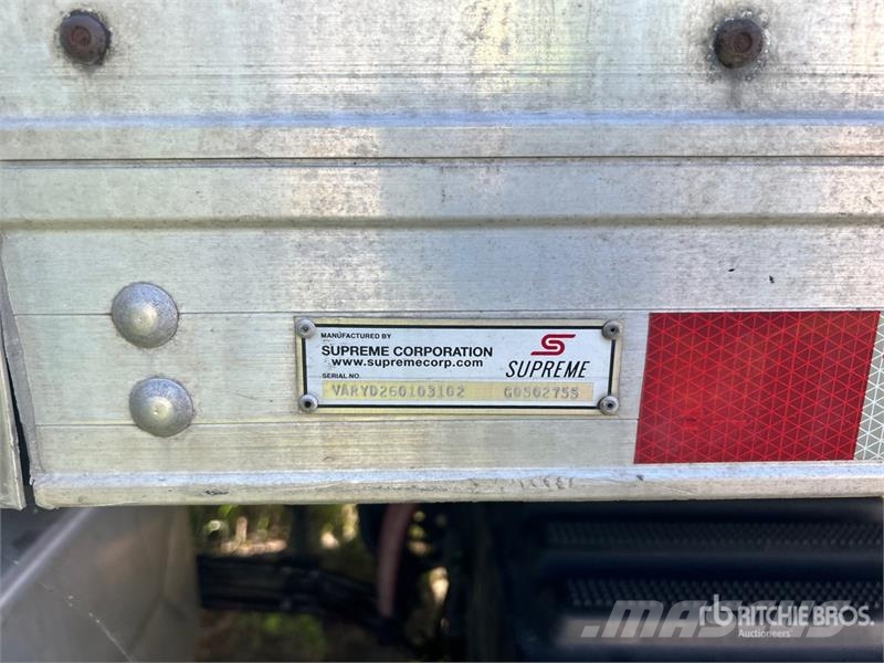 International 4300 탑차 트럭