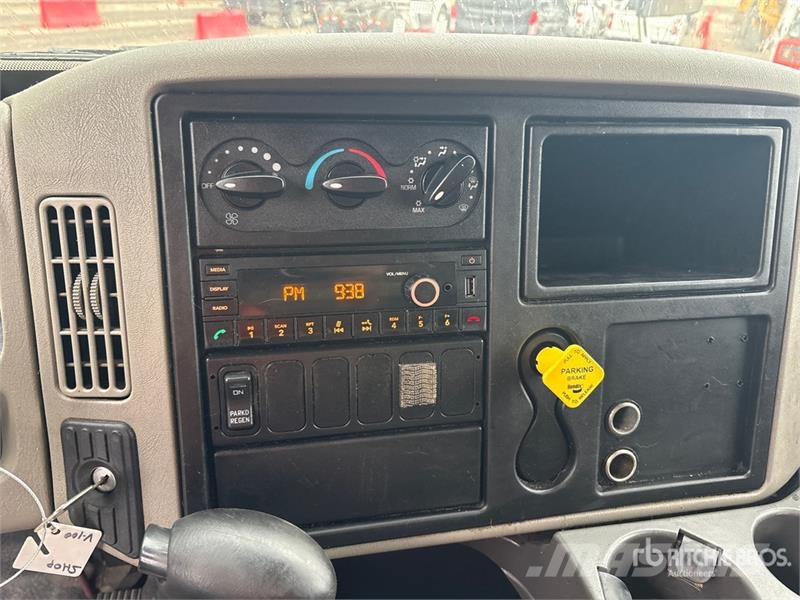 International 4300 Sanduk kamioni