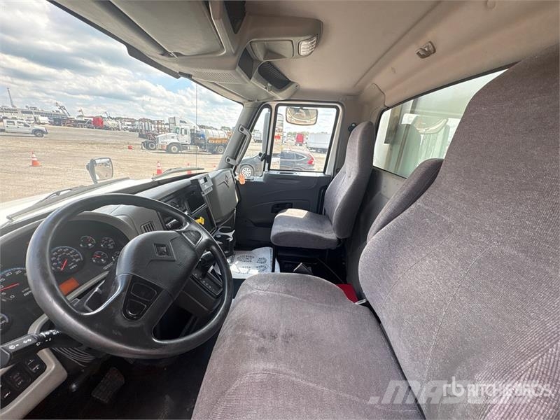 International 4300 Isotermos y frigoríficos