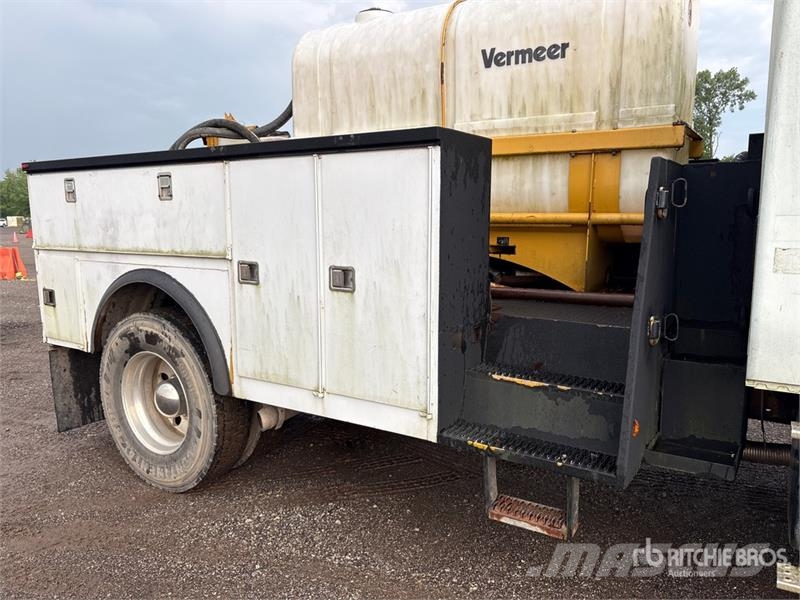 International 4300 Flakbilar/Pickuper