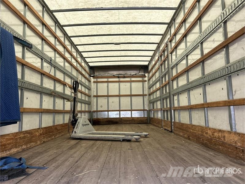International 4300 Umpikorikuorma-autot