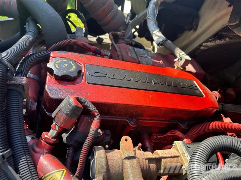 International 4300 탑차 트럭