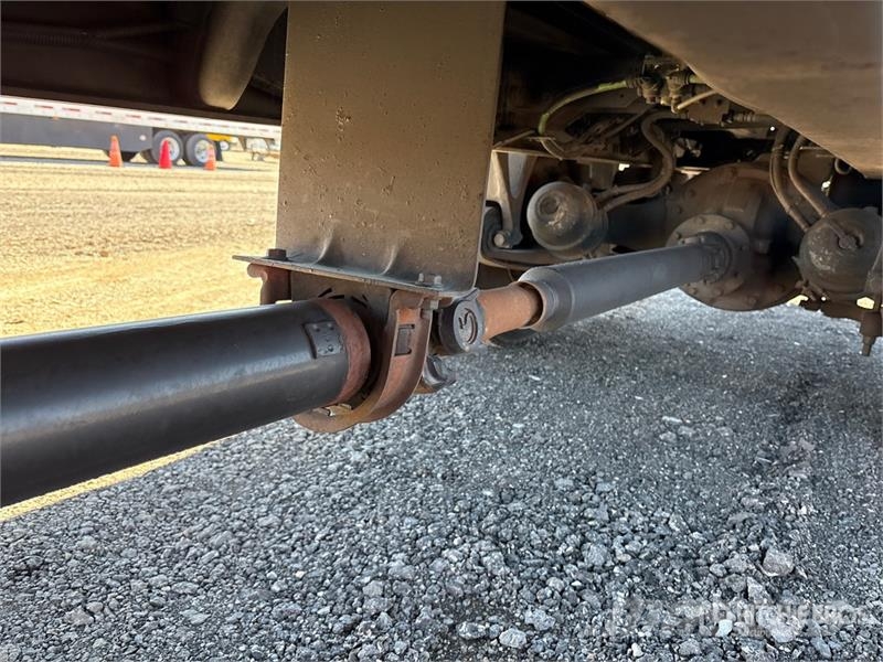 International 4300 ボックスボディー、ウイング、箱車