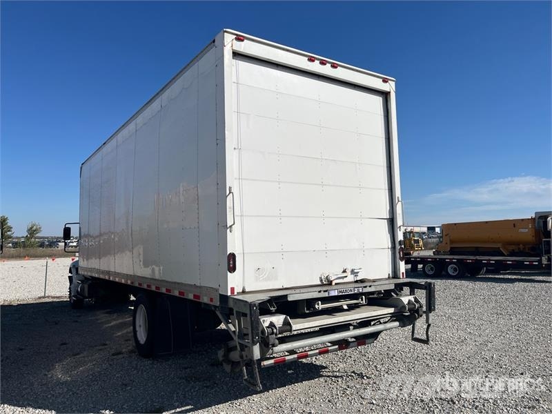 International 4300 冷凍冷蔵車