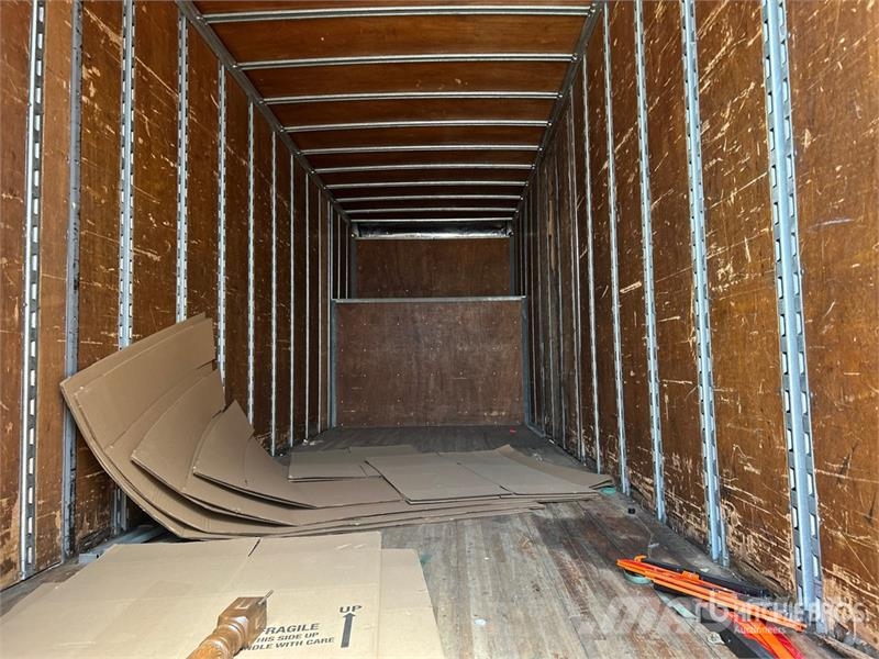 International 4300 Bakwagens met gesloten opbouw
