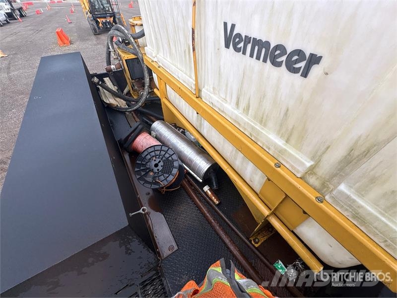 International 4300 Flakbilar/Pickuper