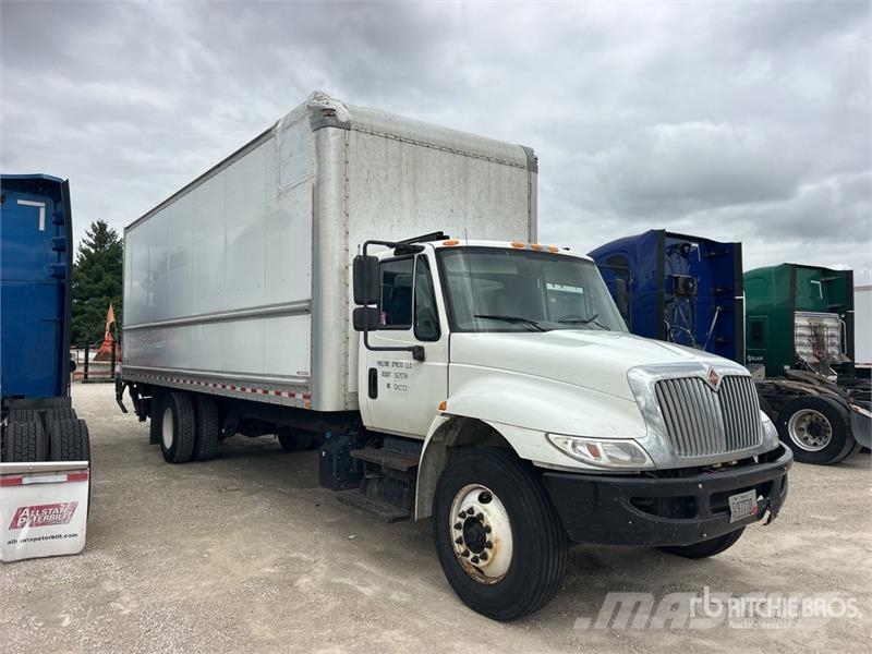 International 4300 Tovornjaki zabojniki
