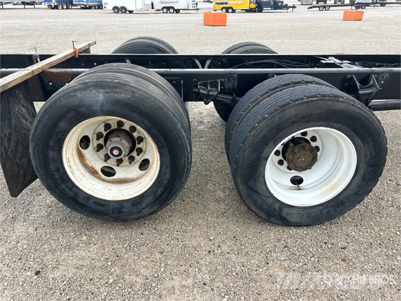 International 4300 Kabíny a interiér