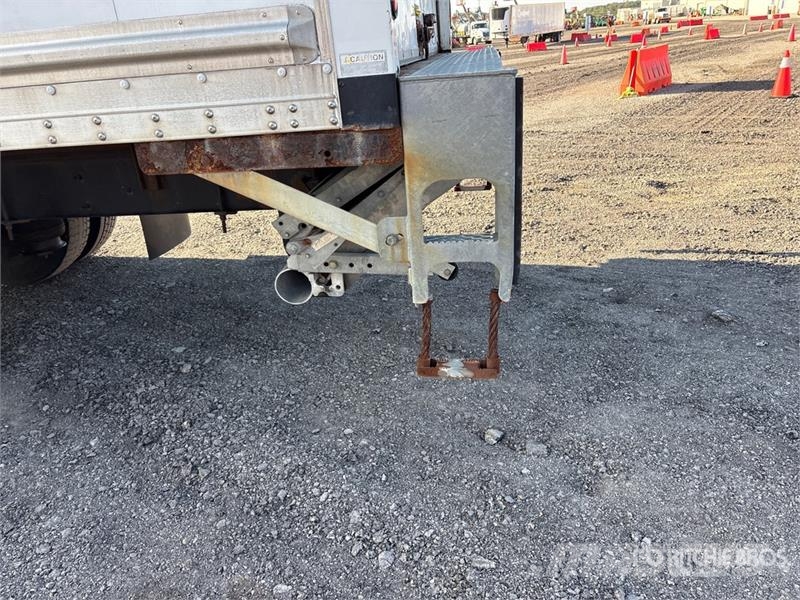 International 4300 Box trucks