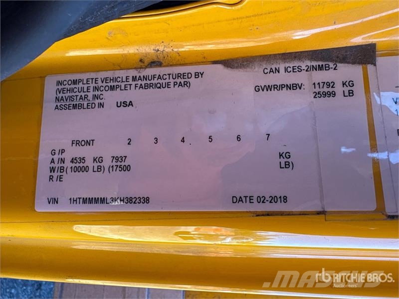 International 4300 ボックスボディー、ウイング、箱車