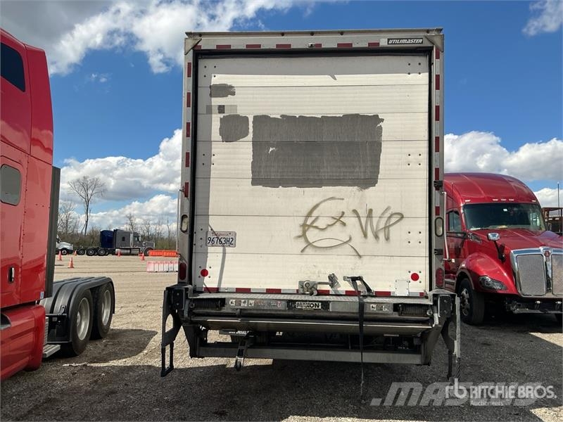 International 4300 Box trucks