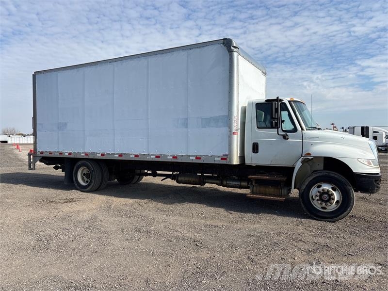 International 4300 Грузовики-Фургоны