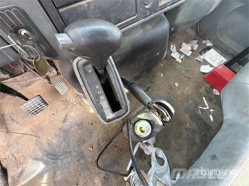 International 4300 自卸式货车