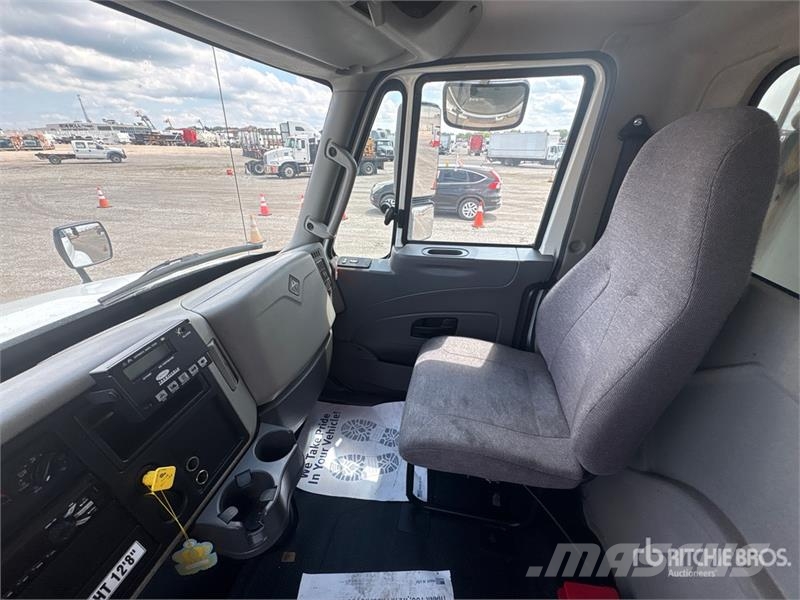 International 4300 Isotermos y frigoríficos