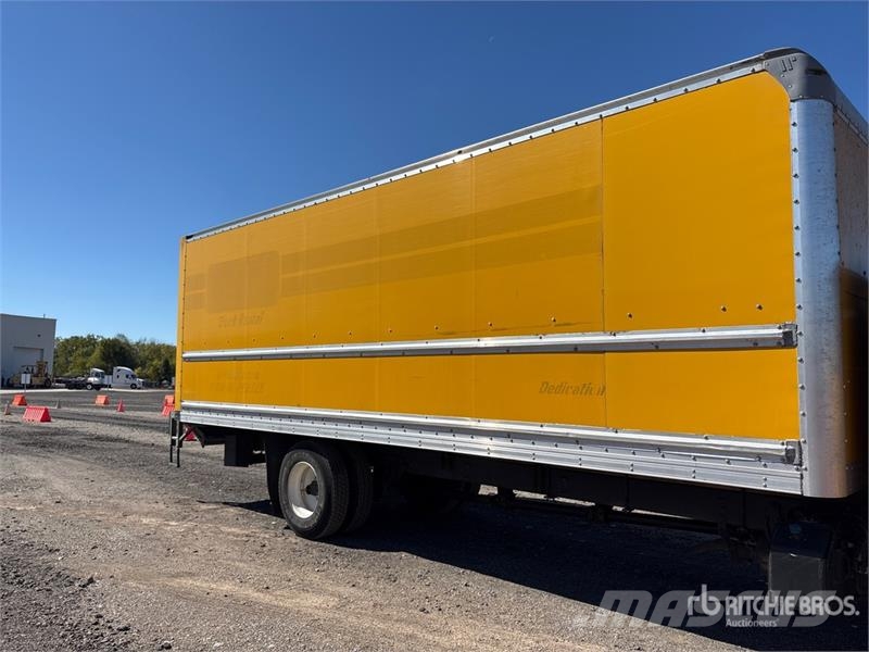 International 4300 ボックスボディー、ウイング、箱車