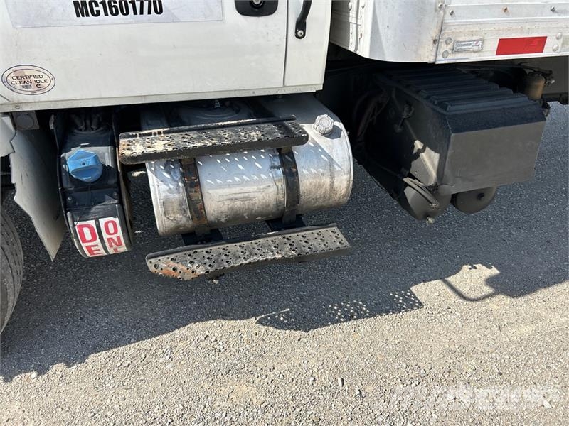 International 4300 Sanduk kamioni