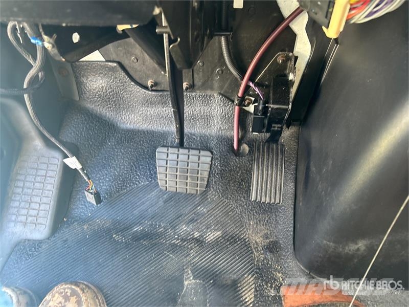 International 4300 탑차 트럭