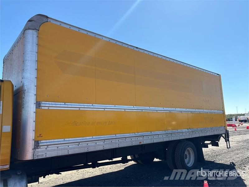 International 4300 ボックスボディー、ウイング、箱車
