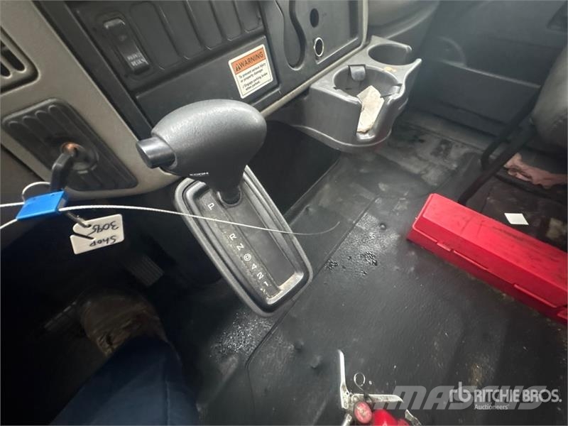 International 4300 Sanduk kamioni
