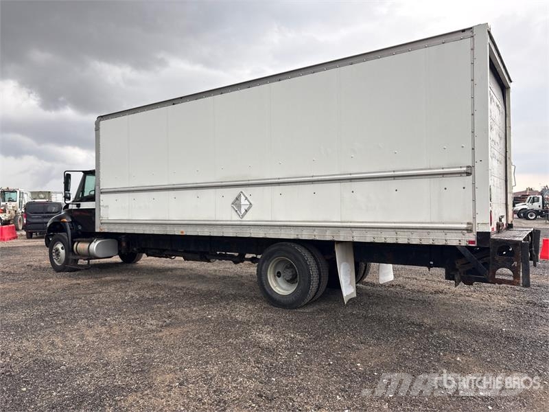 International 4300 Sanduk kamioni