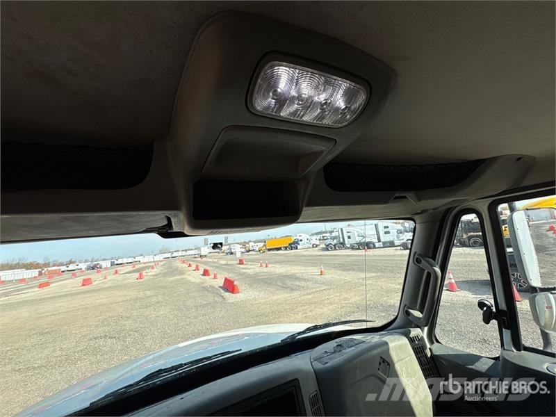 International 4300 Грузовики-Фургоны