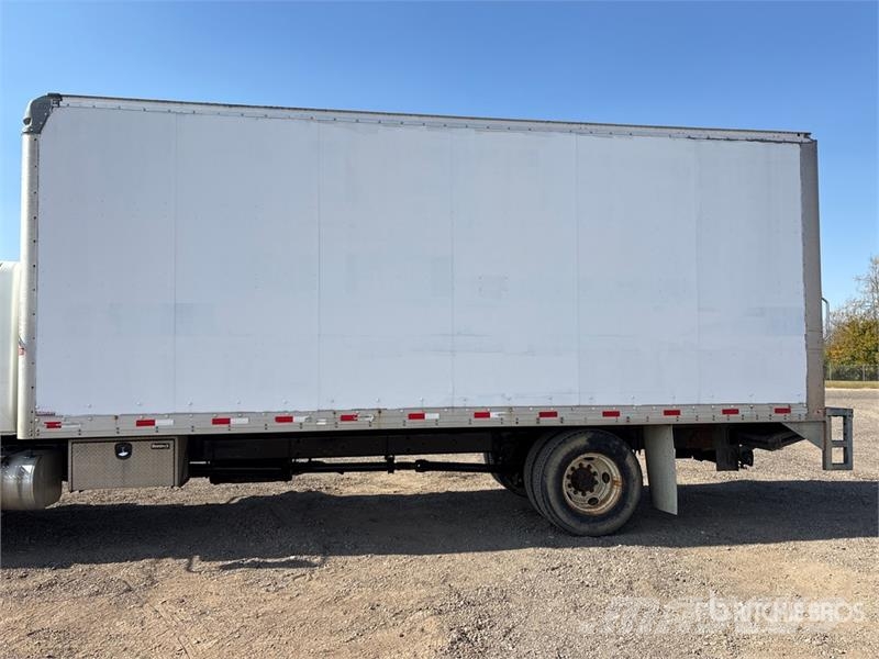 International 4300 Грузовики-Фургоны