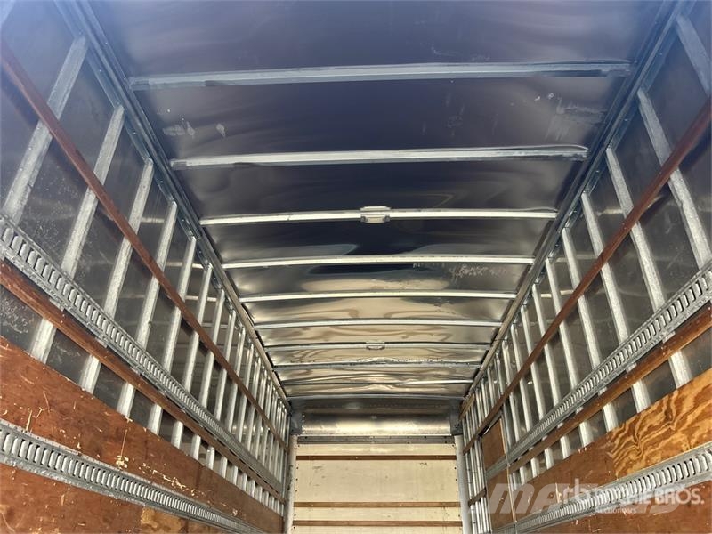 International 4300 탑차 트럭