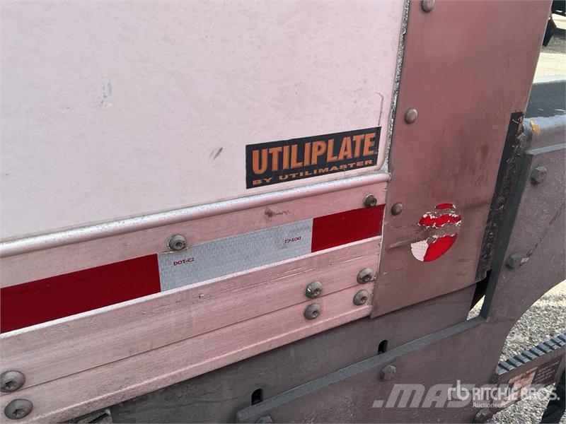 International 4300 Umpikorikuorma-autot