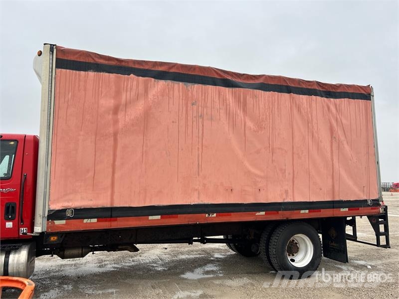 International 4300 4x2 Flatbed Truck 平ボディー