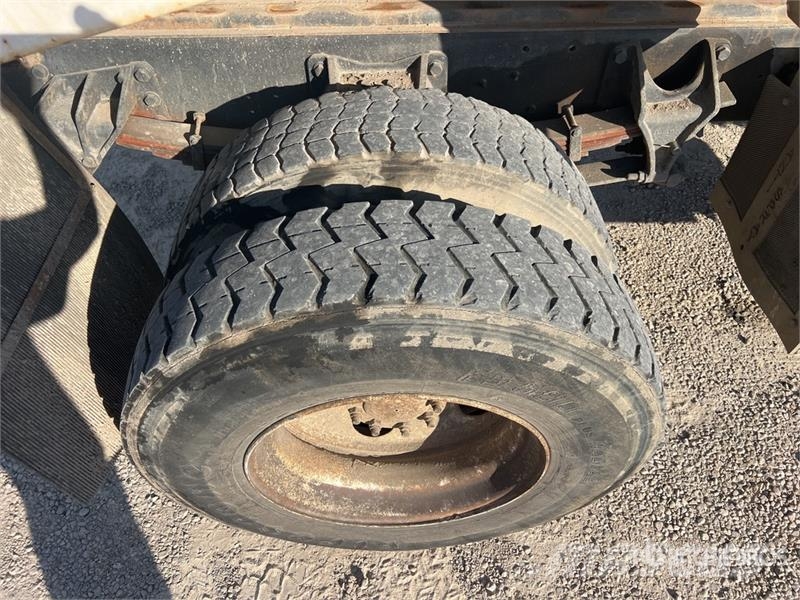 International 4300 4x2 T/A Dump Truck Грузовики-Самосвалы