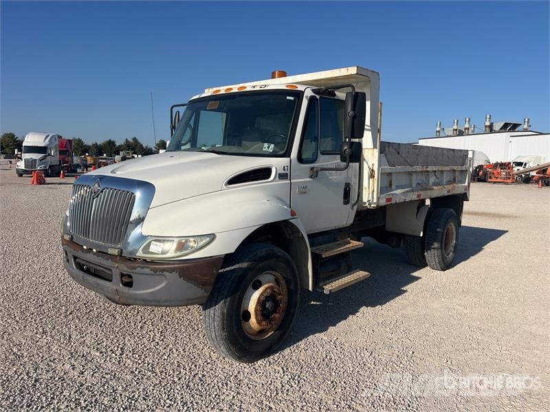 International 4300 4x2 T/A Dump Truck Грузовики-Самосвалы